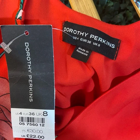 Dorothy Perkins Tops. Size- US 4 EUR 36 UK 8 - Picture 7 of 8